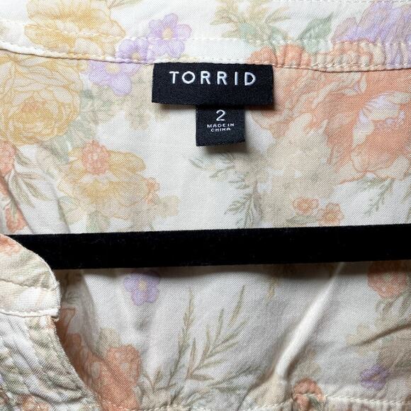 Torrid - Button-Up Blouse Size 2 - Pastel Floral Pattern - Picture 3 of 10